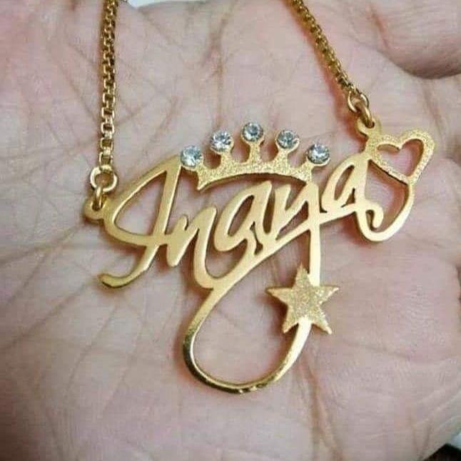 Crown Single Name Necklace